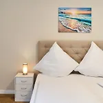 Haus Strandzeit Kuestenlicht - App 1 Appartement *