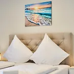 Haus Strandzeit Kuestenlicht - App 1 *
