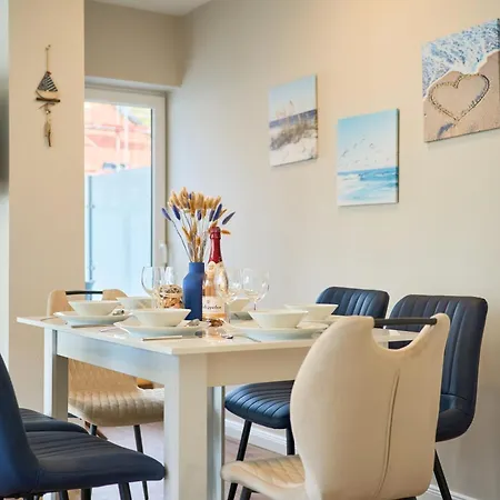 아파트 Haus Strandzeit Kuestenlicht - App 1 *