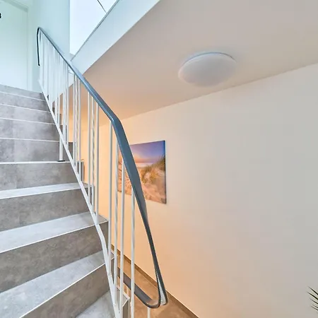 아파트 Haus Strandzeit Kuestenlicht - App 1 *